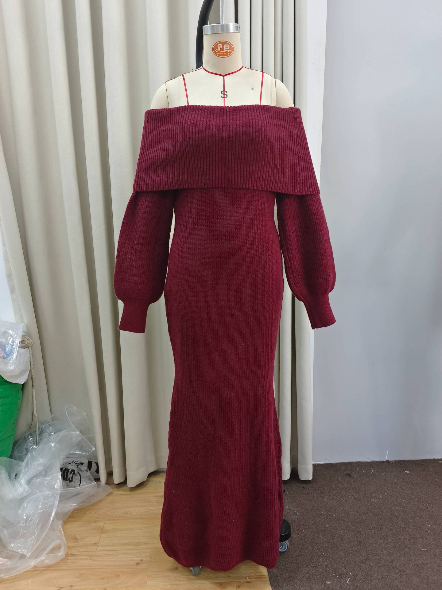 Women's Fashionable Fitted Long Sleeve Wool Dress